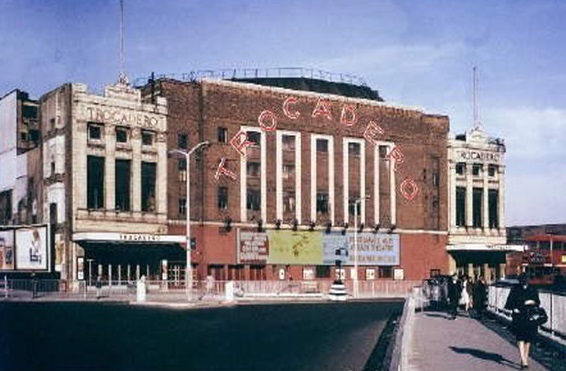 Trocadero new kent road.jpg