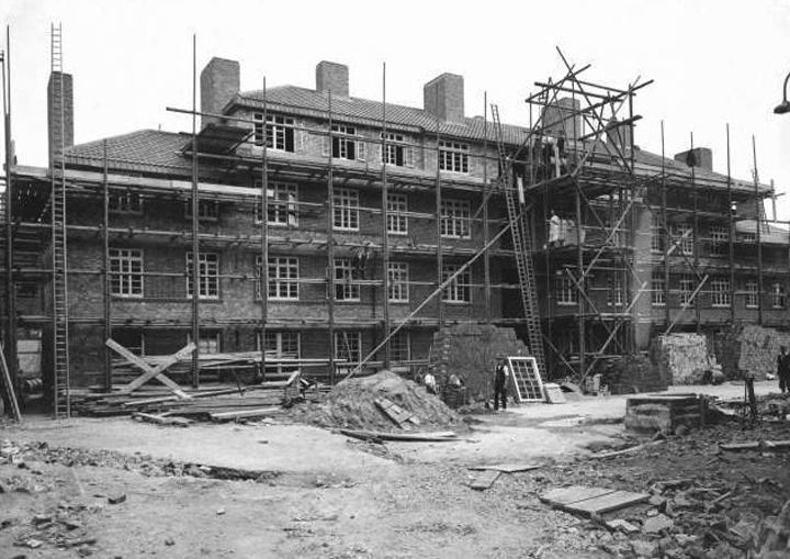 Harold Estate 1934 Under Construction.jpg