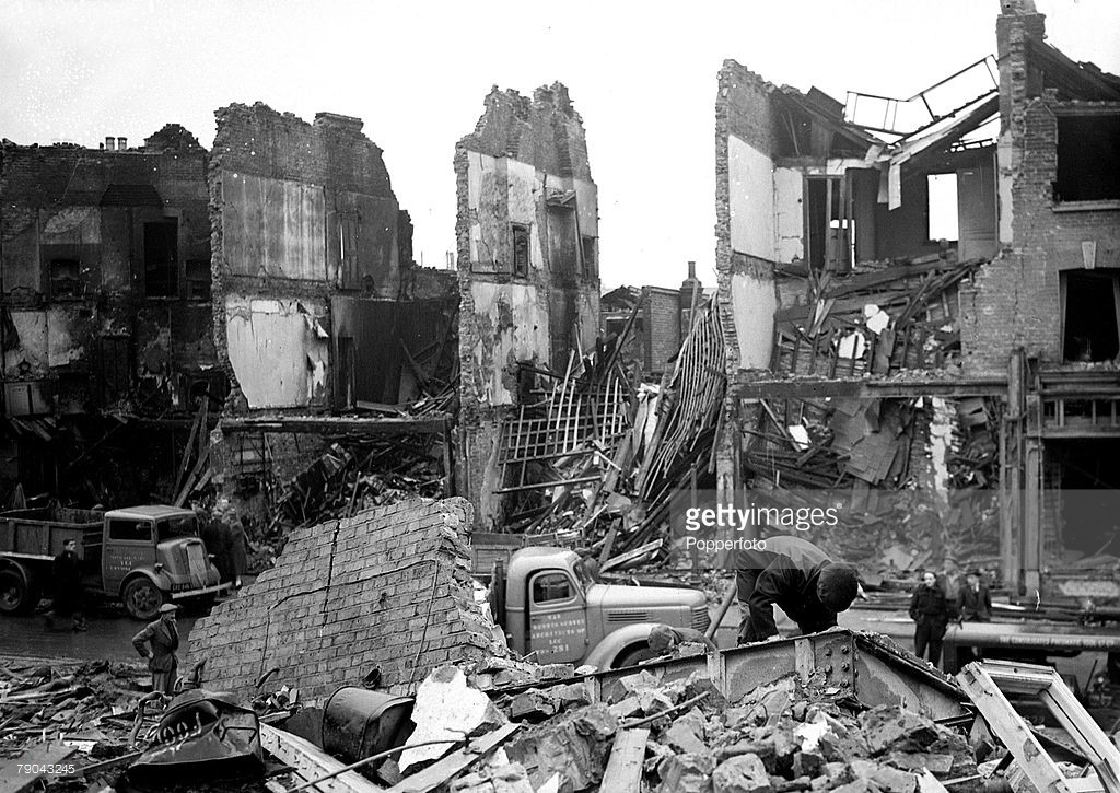 SOUTHWARK PARK ROAD c1942 BLITZ.jpg