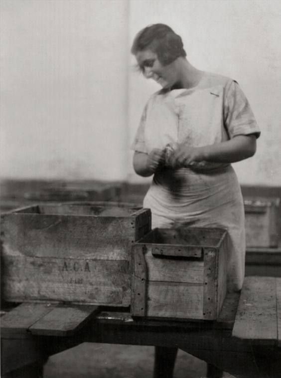 Worker, Hartley’s Jam Factory, 1928.jpg
