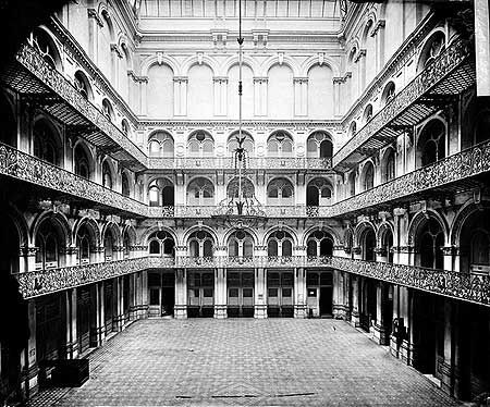 Hop Exchange, Southwark Street. c 1885.jpg