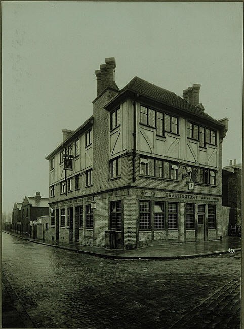 94 Bermondsey Wall East, Old Justice Pub in 1896..jpg