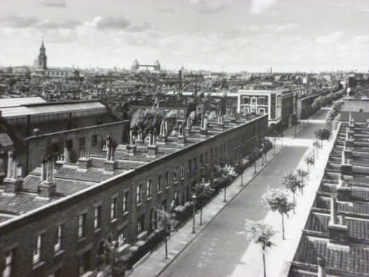 Keeton’s Road, 1932. View from Peek Freans..jpg