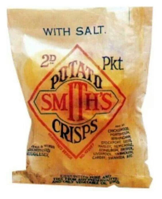 Smith's Crisps in greaseproof paper packet with separate blue paper twist….jpg