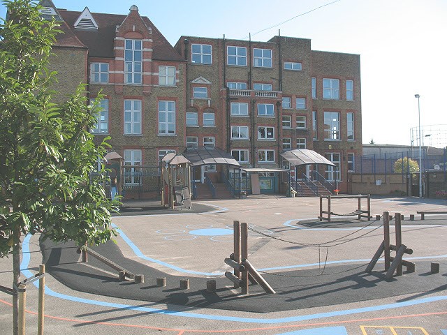 ILDERTON PRIMARY SCHOOL,VARCOE ROAD..jpg