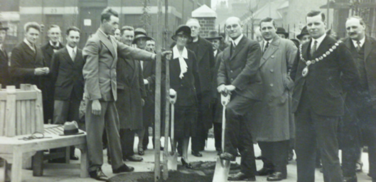 Alfred Salter, planting a tree of Heaven at the opening of the Tanner Street playground. X.png