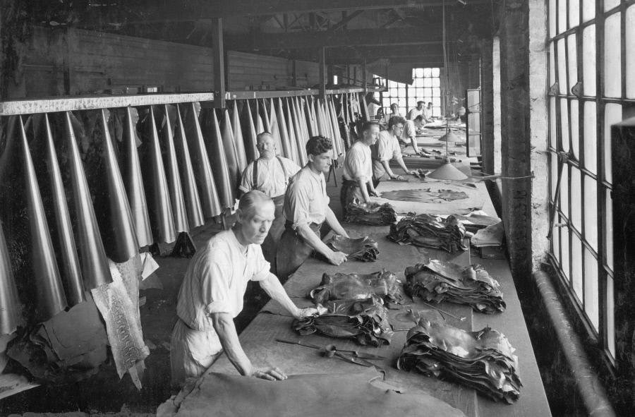 Bevington Mill finishing shop 1936 X.jpg