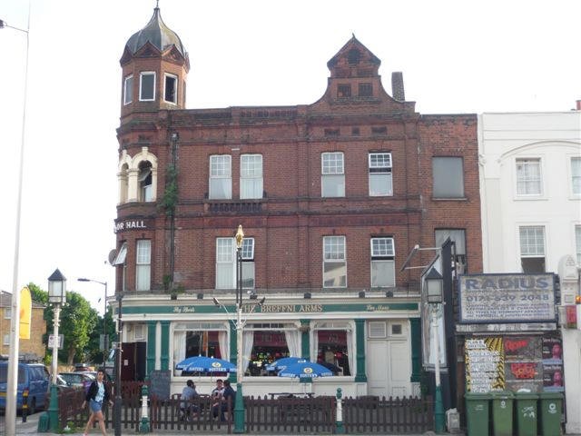 The Breffni Arms,888 Old Kent Rd,now the Windsor..jpg