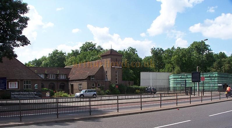 The site of the Rotherhithe Hippodrome 2009 (Note the houses on Culling Road(by green building) have also been demolished along with the Theatre) - Photo M.L..jpg