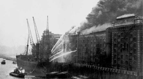 Butlers Wharf fire,Tooley St..jpg