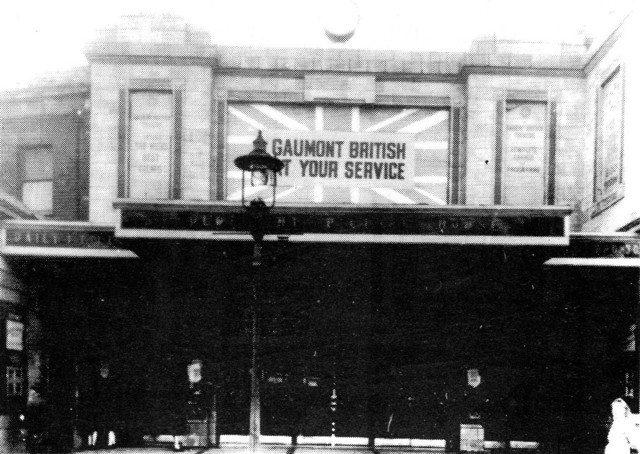 Old Kent Road Picture House, Bricklayers Arms.jpg