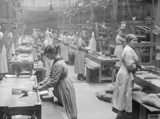 OLD KENT ROAD,ROYAL ARMY CLOTHING DEPARTMENT WW 1,1914-18..jpg