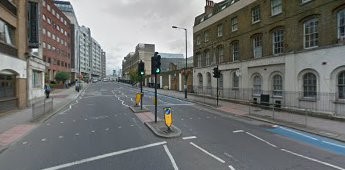Southwark Bridge Road (2017) shows the tall building & the small Courage’s building have disappeared. Anchor Terrace are now flats & apartments.jpg