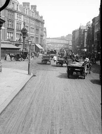 Borough High St,1870..jpg