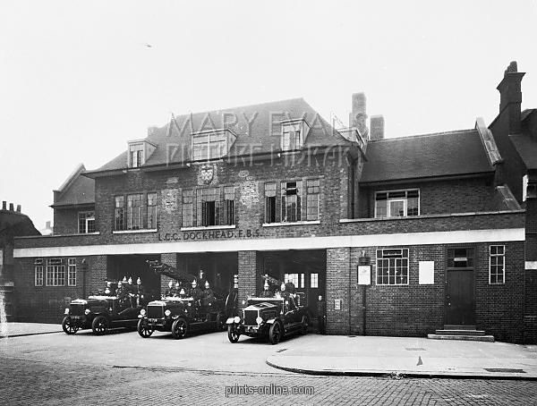 DOCKHEAD FIRE STATION 1928.jpg