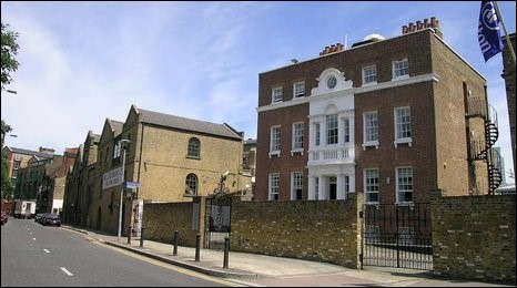 Rotherhithe Street, 2017,Nelson House built in 1740s.jpg