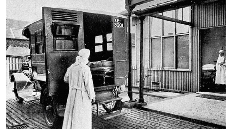 Ambulance shelter at the Receiving Station Southwark..jpg