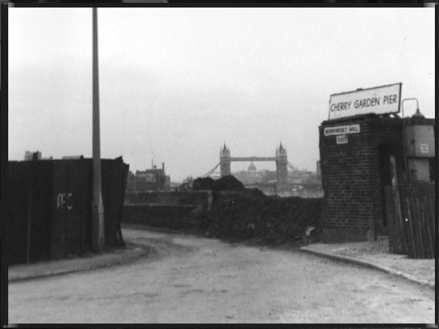 Cherry Garden Pier,Late 1970s.jpg