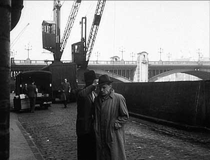 Film Dangerous Cargo,1954, Bankside, SE1.jpg