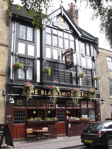 257 ROTHERHITHE STREET, THE BLACKSMITH ARMS..jpg