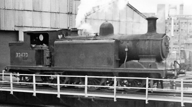 Bricklayer's Arms Depot 32473 in 1962. Here it is on the turntable at Bricklayer's Arms Depot in 1959..jpg