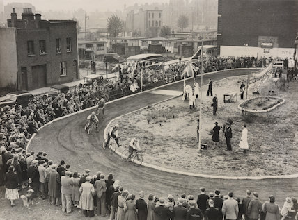 Bermondsey Cycle speedway.jpg