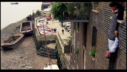 Film A Fish Called Wanda. Otto (kevin kline) holds Archie from the apartment window. This is Reed’s Wharf next to Mill Stairs off Bermondsey Wall West. X.jpg