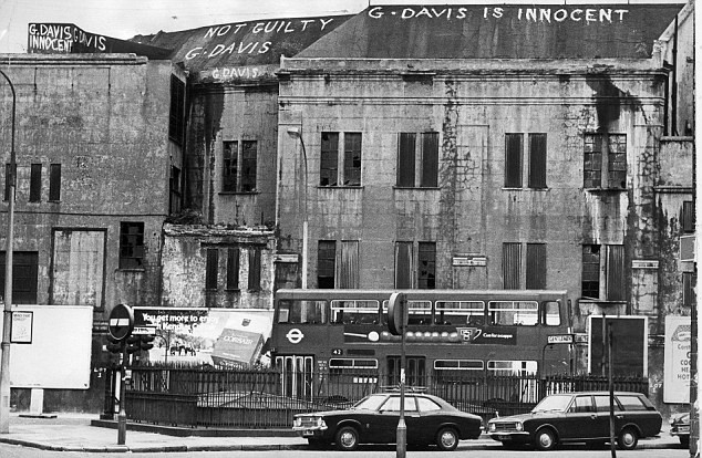 Tower Bridge Road, Graffiti for George Davis c 1977.What have they done to our Trocette and yes, they did find him innocent. X.jpg