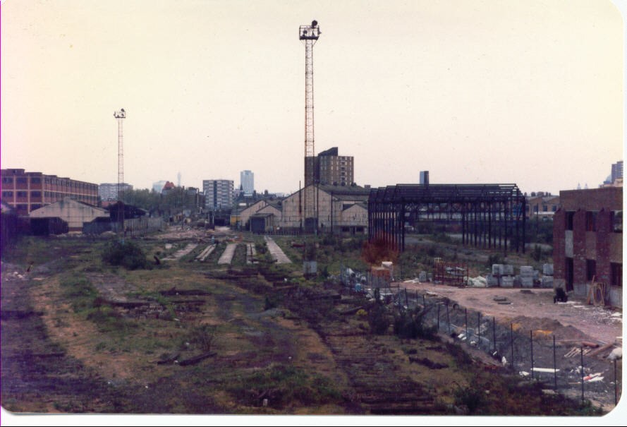 BRICKLAYERS ARMS DEPOT, PAGES WALK, X.jpg