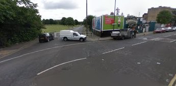 New Church Road now stops at the gate where the white van is, now Burgess Park. Southampton Way going right X.jpg