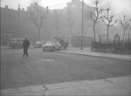 Film Key Man 1957, New Kent Road into Bartholomew Street.jpg
