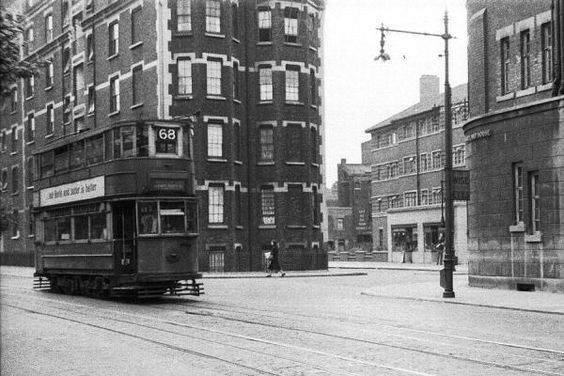 Tooley Street c1950, Fair Street right.jpg