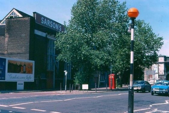 Tower Bridge Road Bermondsey in 1991. Sarsons Vinegar Factory before it shut in 1992.jpg