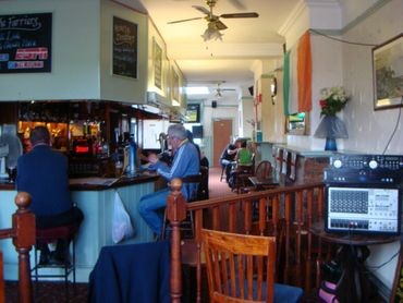 Lower Road, The Farriers Arms Pub interior. X.jpg