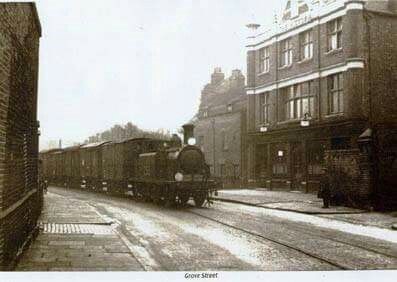 Grove Street off Plough Way.jpg