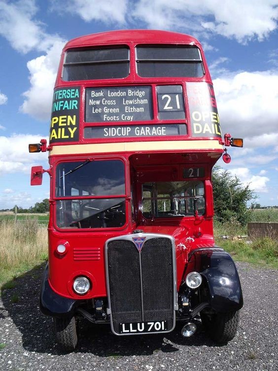 OLD KENT ROAD BUS 1950.jpg