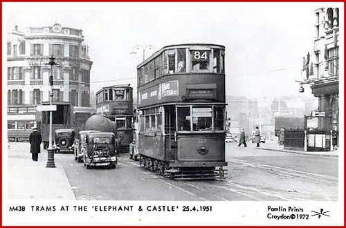 Elephant & Castle 1952.jpg