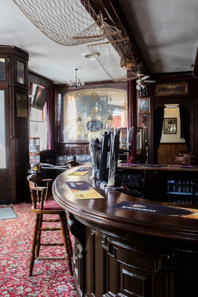 Old Kent Road, Interior The Lord Nelson Pub c 2016.jpg