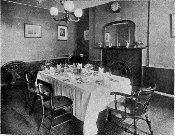 Borough High Street,The George Inn, c1889, a Dining Room In The Demolished Wing..jpg