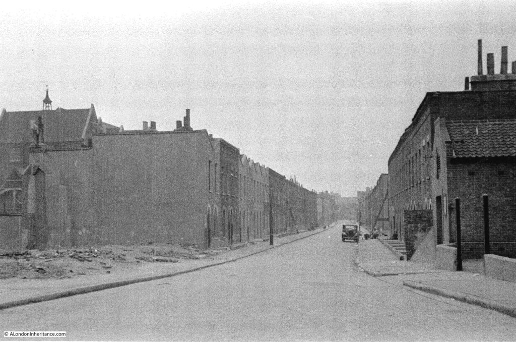 Flockton Street looking south from Bermondsey Wall. 19th century slum dwellings ravaged by the blitz 1948..jpg