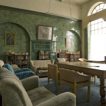 New Kent Road,Driscoll House Library..jpg