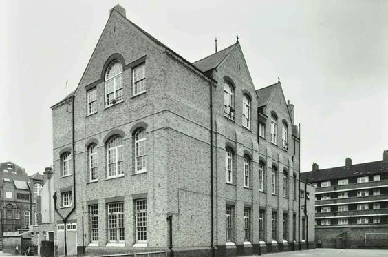 Flint Street, English Martyrs School, 1971.jpg