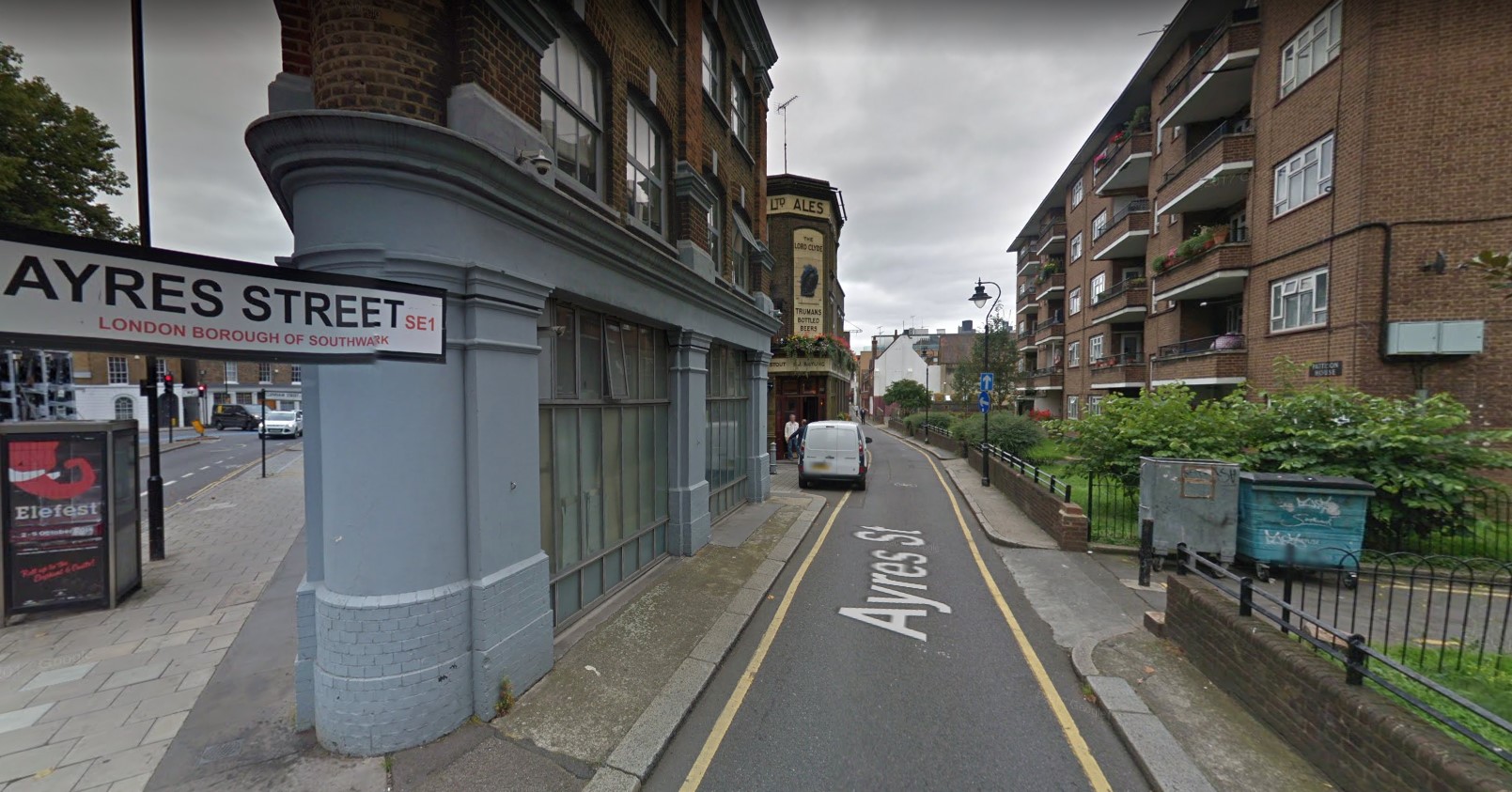 Ayres Street. Marshalsea Road (left). c 2017.jpg