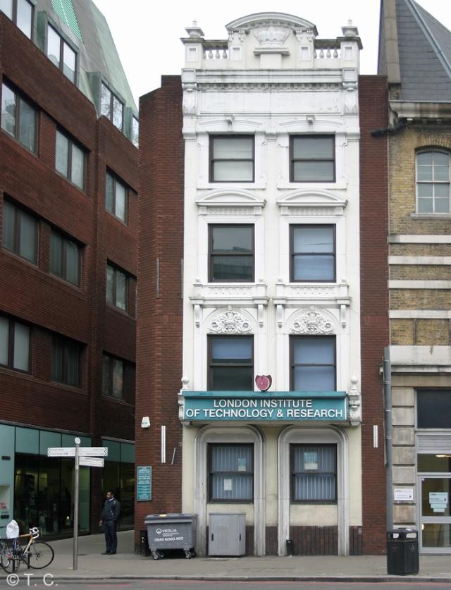 The Crown was situated at 213 Borough High Street. Only the main facade now remains.jpg