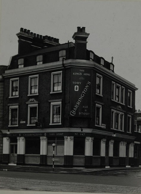 Kings Arms, 147 St Georges road, Southwark St George Martyr SE1.jpg