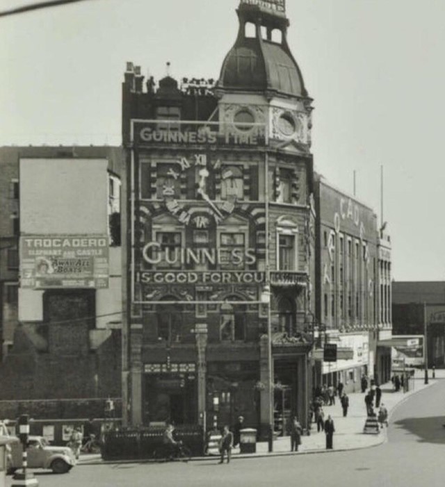 The Rockingham Arms was situated at 175 Newington Causeway,Elephant & Castle, c1956..jpg