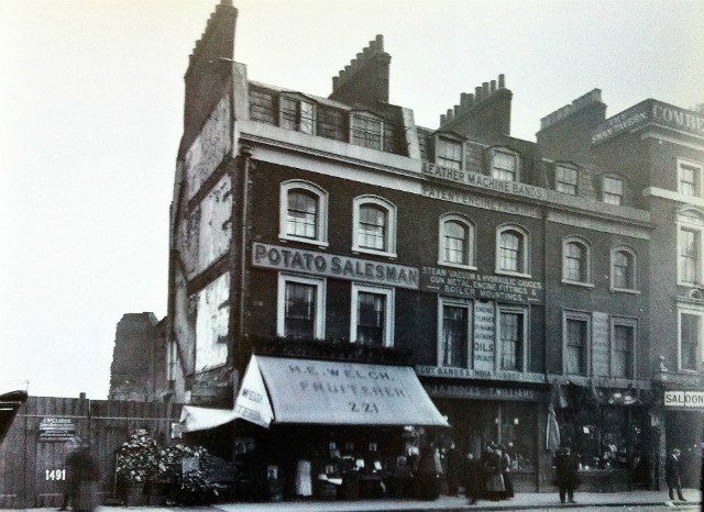 Great Dover Street,The Swan Pub to the right of the above photo..jpg