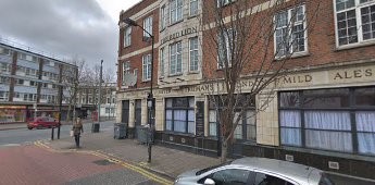 Westmorland Road, Camberwell, The Red Lion pub 2018..jpg