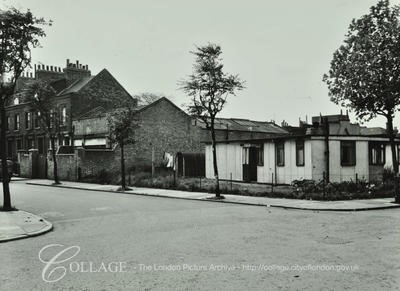 Setchell Road, c1957, ran from Dunton Road to Curtis Street.jpg