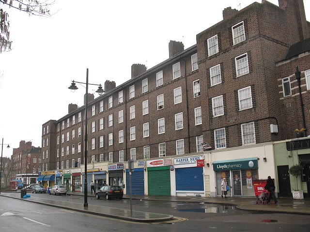 Harper Road Ellington House is a block consisting of four storeys of residential accommodation above a parade of shops on Harper Road, Southwark.jpg